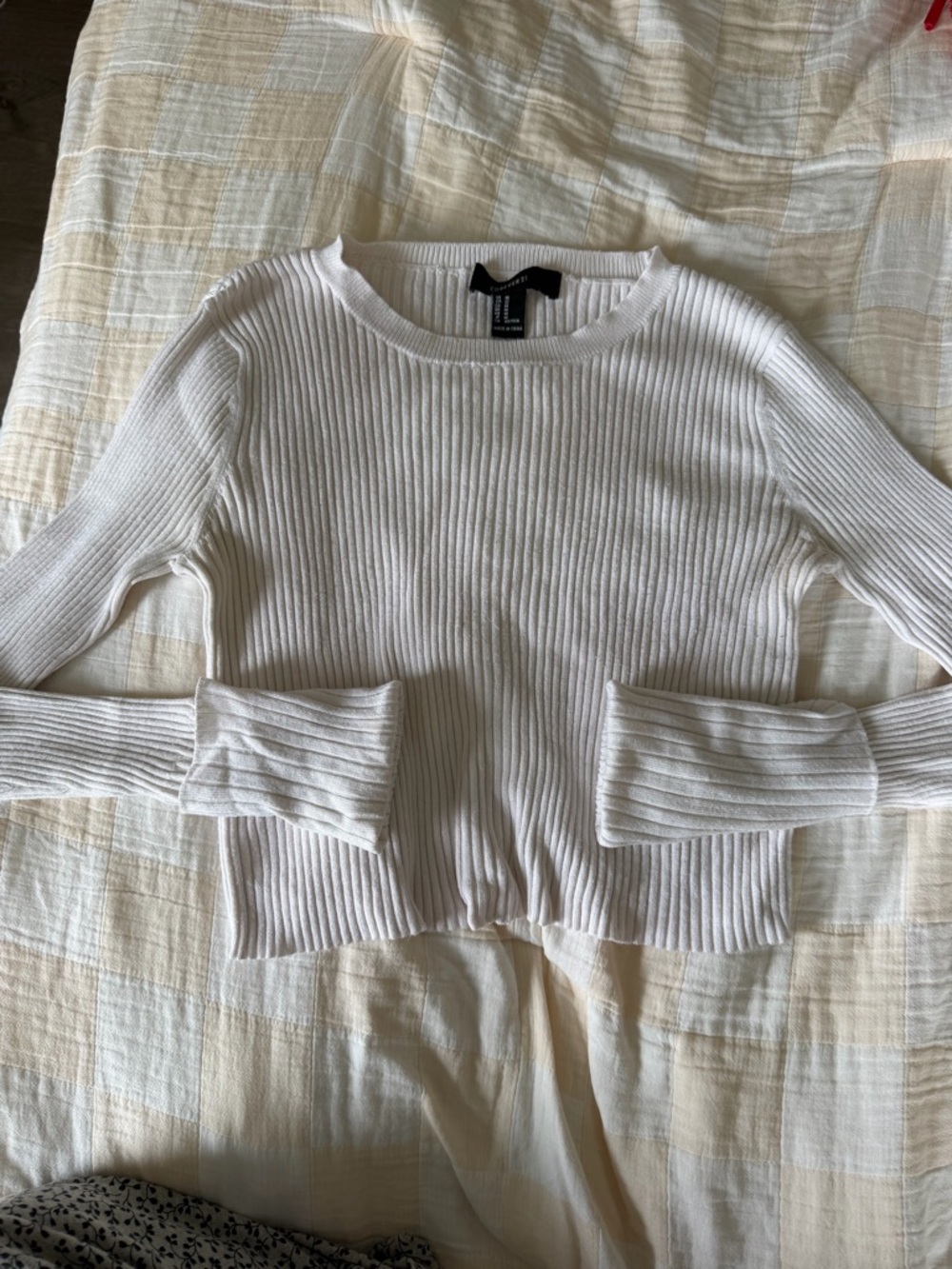 Forever 21 White Ribbed Crewneck Crop Top